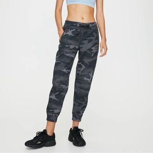 TNA Alix Camo Joggers